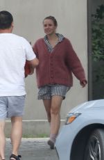 KRISTEN BELL Gets a Bunch of Pizzas Delivered to Her House in Los Angeles 05/28/2022