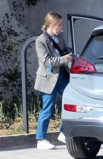 KRISTEN BELL Out and About in Los Angeles 05/01/2022
