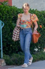 KRISTEN BELL Out with Her Mother in Los Feliz 05/07/2022