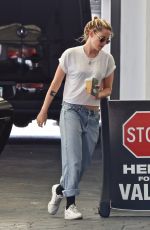 KRISTEN STEWART Arrives at Medical Building in Beverly Hills 05/18/2022