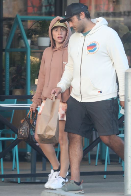 LADY GAGA with Her Boyfriend at Vintage Grocers in Malibu 05/21/2022