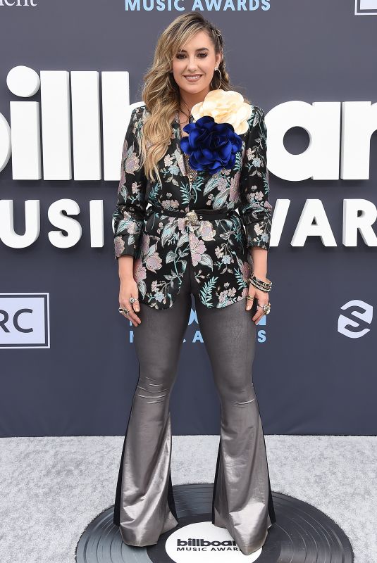 LAINEY WISLON at 2022 Billboard Music Awards in Las Vegas 05/15/2022