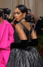 LAURA HARRIER at Met Gala Celebrating In America: An Anthology of Fashion in New York 05/02/2022