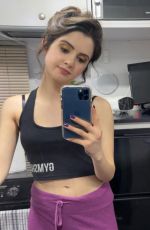 LAURA MARANO - Instagram Photos 05/16/2022