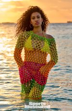 LEYNA BLOOM for Sports Illustrated Swimsuit 2022 Edition