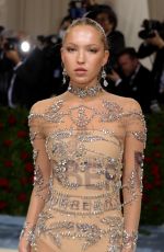 LILA GRACE MOSS at Met Gala Celebrating In America: An Anthology of Fashion in New York 05/02/2022