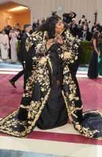 LIZZO at Met Gala Celebrating In America: An Anthology of Fashion in New York 05/02/2022