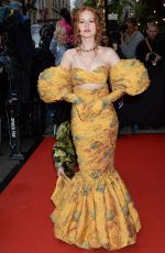 MADELAINIE PETSCH Heading to 2022 Met Gala in New York 05/02/2022