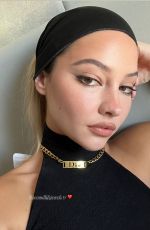 MADELYN CLINE - Instagram Photos 05/10/2022