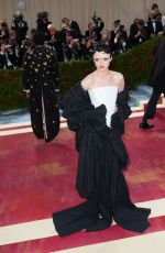 MAISIE WILLIAMS at Met Gala Celebrating In America: An Anthology of Fashion in New York 05/02/2022