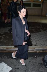 MAISIE WILLIAMS Leaves Casa Cipriani Met Gala Afterparty in New York 05/02/2022