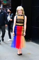 MAISIE WILLIAMS Leaves Good Morning America in New York 05/18/2022