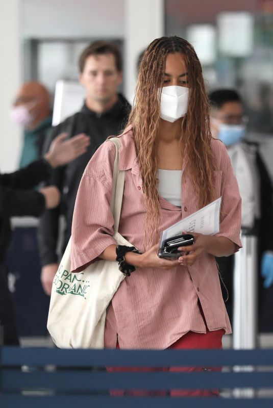 MALIA OBAMA at LAX Airport in Los Angeles 05/02/2022