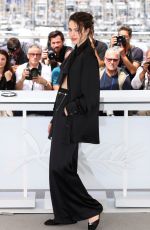MARGARET QUALLEY at Starts at Noon Photocall at 2022 Cannes Film Festival 05/26/2022