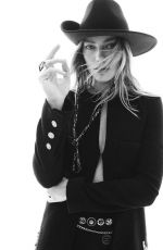 MARGOT ROBBIE for Chanel