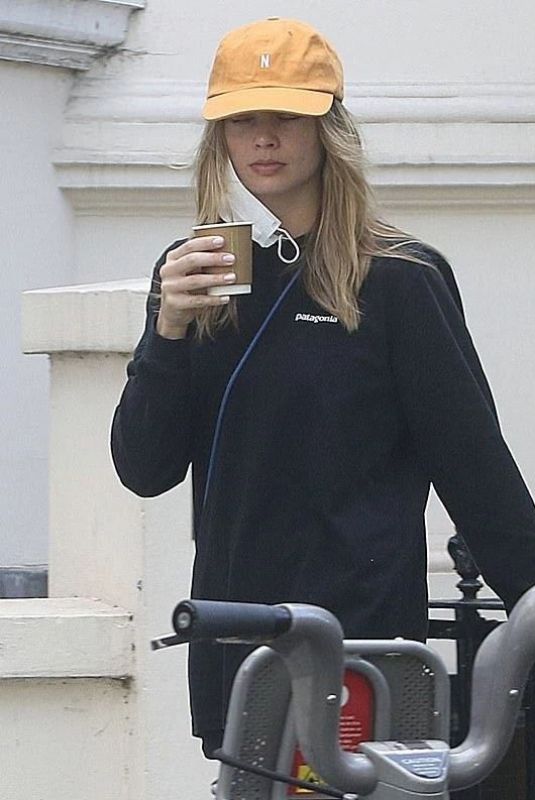 MARGOT ROBBIE Out for Coffee in London 05/17/2022