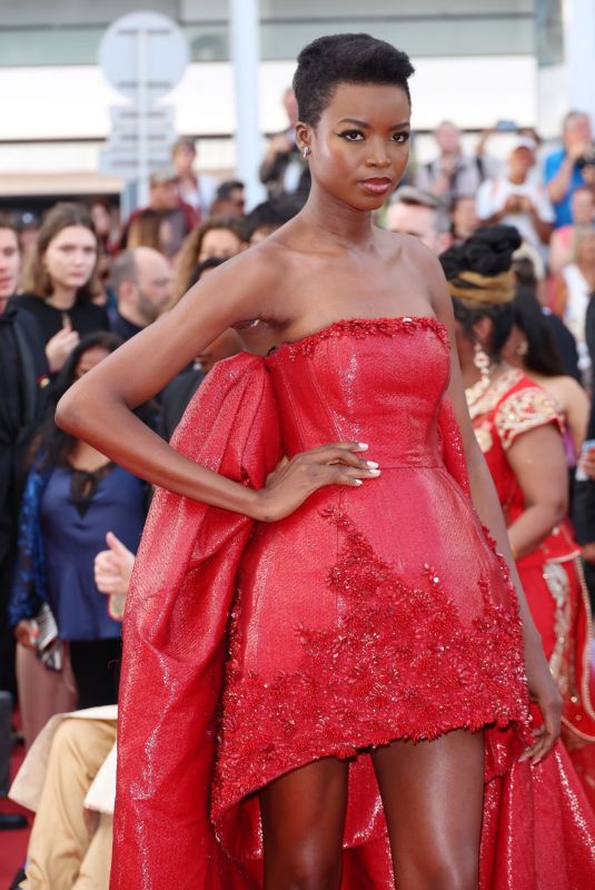 MARIA BORGES at 75th Annual Cannes Film Festival Closing Ceremony 05/28/2022