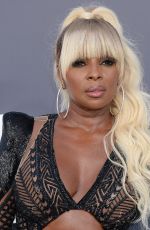 MARY J. BLIGE at 2022 Billboard Music Awards in Las Vegas 05/15/2022