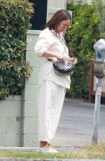 MAYA RUDOLPH Out for Lunch in Los Feliz 05/23/2022