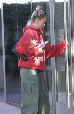 MOLLY MAE HAGUE Leaves a Gym in Los Angeles 05/04/2022