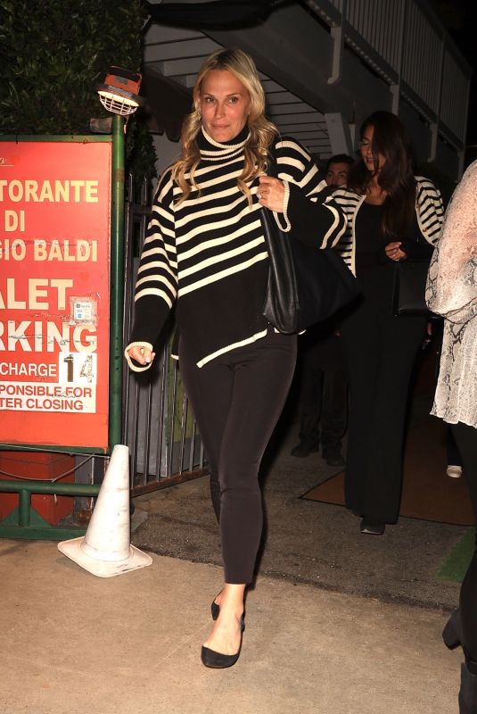 MOLLY SIMS Out for Dinner in Santa Monica 05/10/2022
