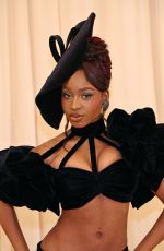 MORMANI at Met Gala Celebrating In America: An Anthology of Fashion in New York 05/02/2022