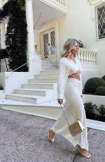 NATASHA OAKLEY - Insagram Photos 05/29/2022