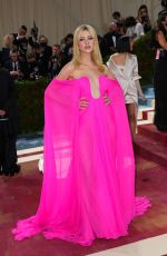 NICOLA PELTZ and Brooklyn Beckham at Met Gala Celebrating In America: An Anthology of Fashion in New York 05/02/2022