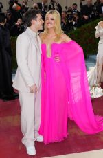 NICOLA PELTZ and Brooklyn Beckham at Met Gala Celebrating In America: An Anthology of Fashion in New York 05/02/2022