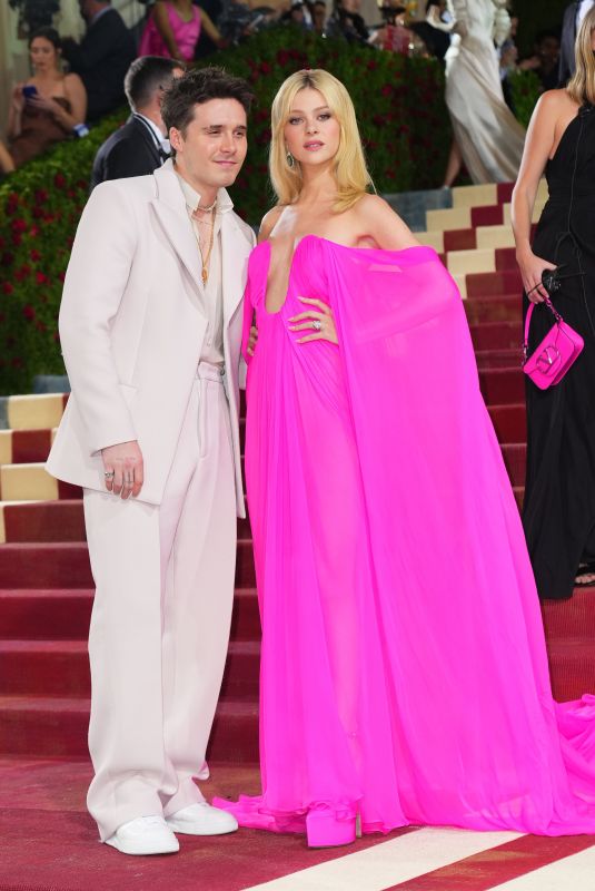 NICOLA PELTZ and Brooklyn Beckham at Met Gala Celebrating In America: An Anthology of Fashion in New York 05/02/2022