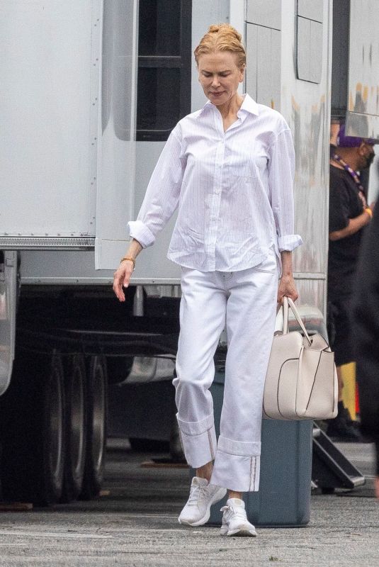 NICOLE KIDMAN on the Set of Expats in Los Angeles 05/19/2022