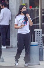 NOOR ALFALLAH Out for Lunch with Her Mom at Le Pain Quotidien in Beverly Hills 05/16/2022
