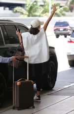OLIVIA CULPO Arrives at Airport in Miami 05/09/2022