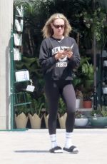PETA MURGATROYD Shopping for Groceries in Malibu 05/04/2022