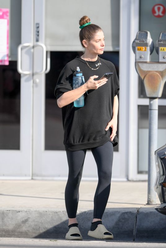 Pregnant ASHLEY GREENE Leaves a Gym in Los Angeles 05/06/2022