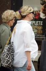 Pregnant JODIE WHITTAKER Out Shopping in London 05/09/2022