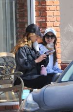Pregnant KATHERINE and CHRISTINA SCHWARZENEGGER Out for Breakfast in Pacific Palisades 05/09/2022