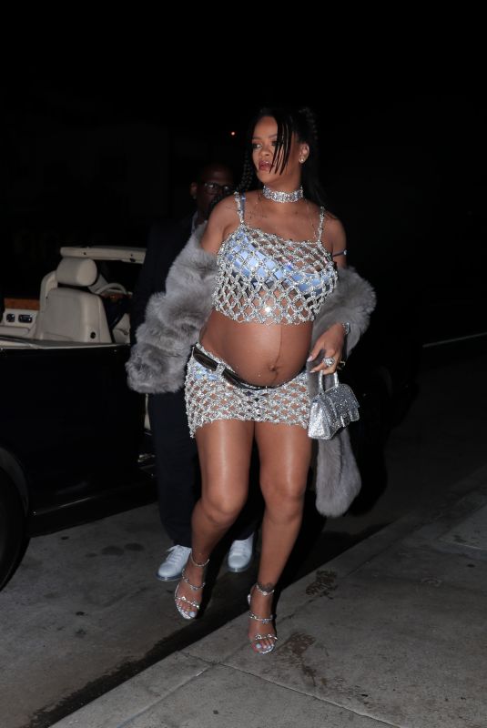 Pregnant RIHANNA Out for Dinner at Giorgio Baldi in Santa Monica 05/08/2022