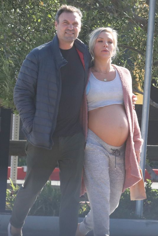 Pregnant SHARNA BURGESS and Brian Austin Green Out in Malibu 05/16/2022