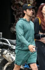 Pregnant SOPHIE TURNER and Joe Jonas Arrives Out in New York 055/02/2022