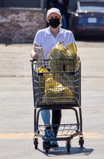REBEL WILSON Shopping at Gelson