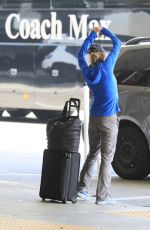 RENEE ZELLWEGER Arrives at LAX Airport in Los Angeles 05/25/2022