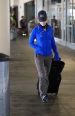 RENEE ZELLWEGER Arrives at LAX Airport in Los Angeles 05/25/2022