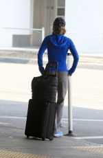 RENEE ZELLWEGER Arrives at LAX Airport in Los Angeles 05/25/2022