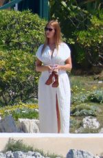 ROSIE HUNTINGTON-WHITELEY Out in Cannes 05/19/2022
