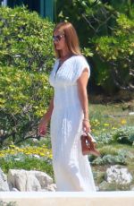 ROSIE HUNTINGTON-WHITELEY Out in Cannes 05/19/2022