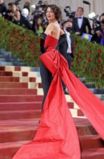 SHALOM HARLOW at Met Gala Celebrating In America: An Anthology of Fashion in New York 05/02/2022