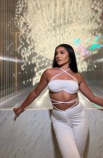 TATI MCQUAY - Instagram Photos 05/09/2022