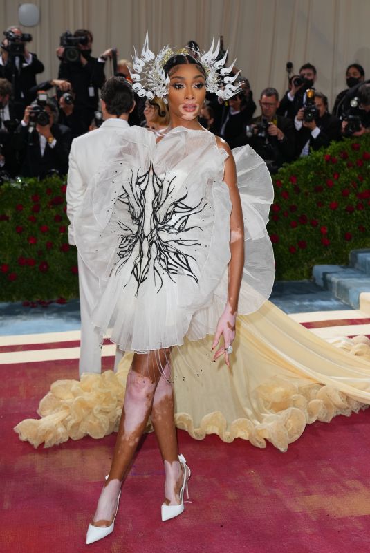WINNIE HARLOW at Met Gala Celebrating In America: An Anthology of Fashion in New York 05/02/2022