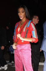 WINNIE HARLOW Leaves Dior